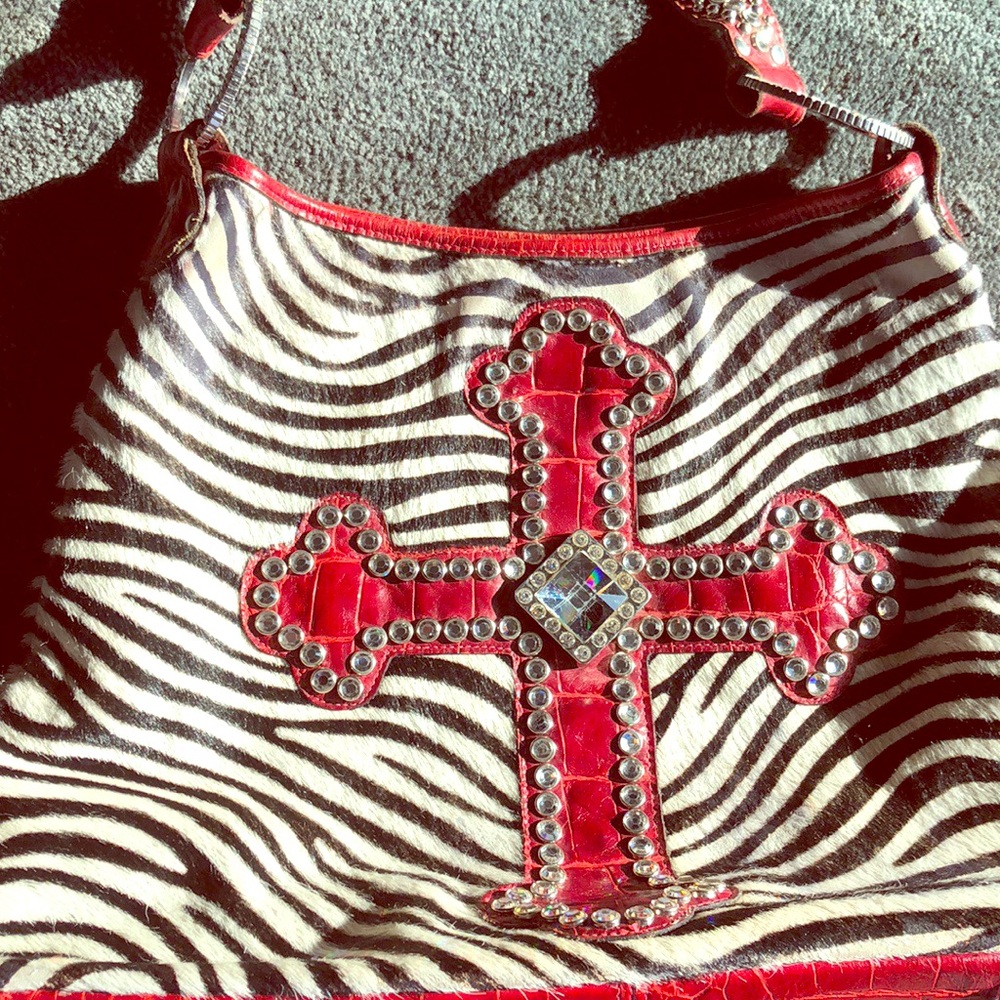 Raviani handbag